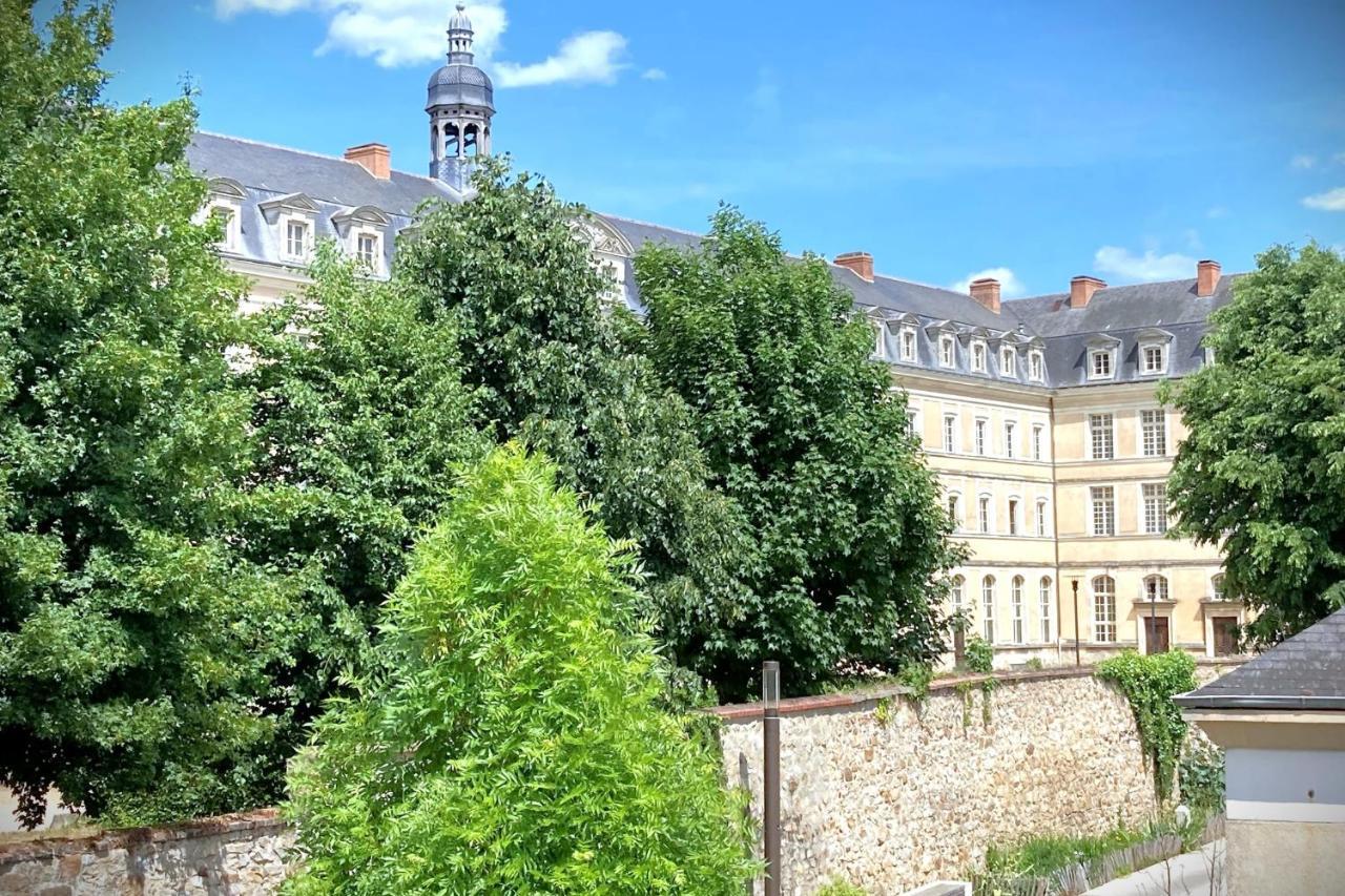 Apartament Elegant - Studio Proche Cathedrale Et Au Calme Le Mans Zewnętrze zdjęcie